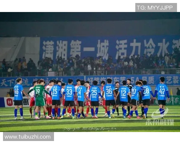 杭州攀岩队边路渗透革新探索新战术提升竞技水平的深度分析 杭州攀岩队边路渗透革新探索新战术提升竞技水平的深度分析